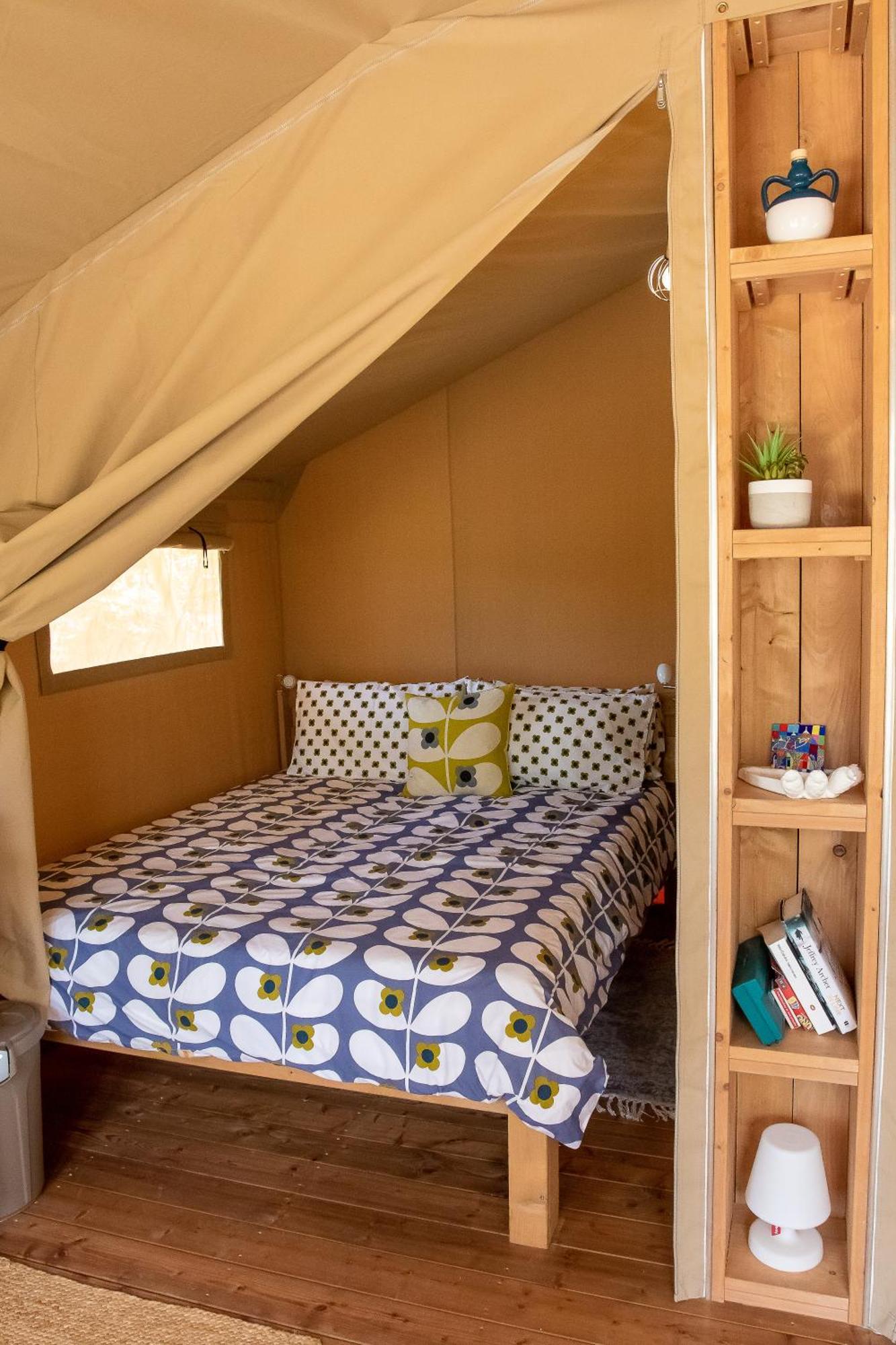 Hotel Domus Olea Glamping Ceglie Messapica Exterior foto